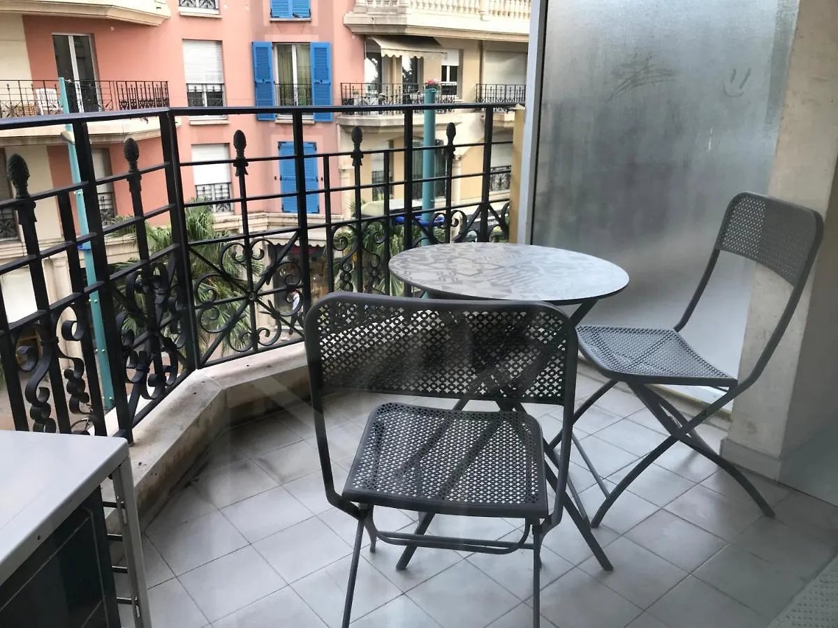 Le Victoria, 2P Moderne, Les Pieds Dans L'Eau, Parking, Piscine Apartment Menton France