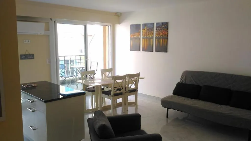Le Victoria, 2P Moderne, Les Pieds Dans L'Eau, Parking, Piscine Apartment Menton 0*,  France
